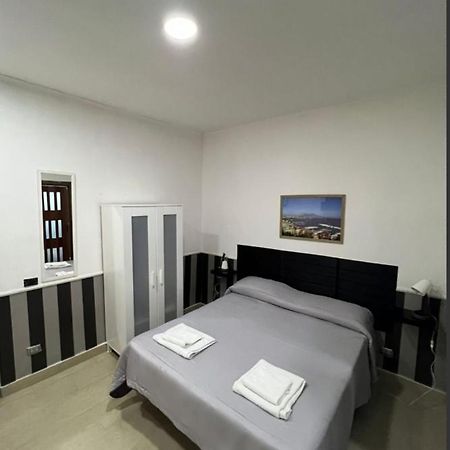 Casa Vacanza Da Totore Наполи Екстериор снимка